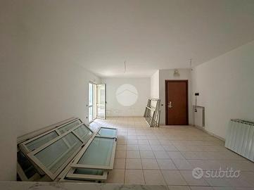 4 LOCALI A CASERTA