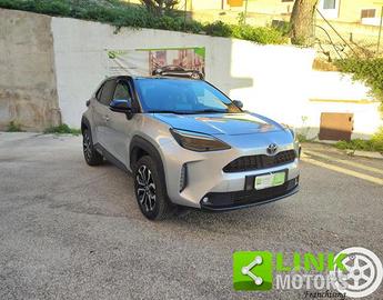 TOYOTA Yaris Cross 1.5 Hybrid 5p. E-CVT AWD-i Tr