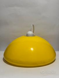 Lampadario vintage anni ’70/’80 giallo