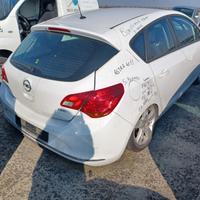 Opel astra 2014