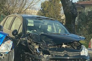 Citroen c3 1.4 hdi 2015 INCIDENTATA