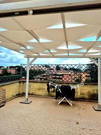 Pergola a tenda bianca 