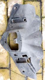 Carena inferiore sotto manubrio f12r
