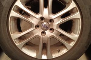 cerchi e gomme invernali volvo 18