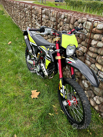 Fantic XEF 125 competition