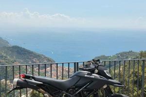 Ducati Hypermotard 1100 Nero Dark