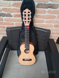 Guitalele Yamaha