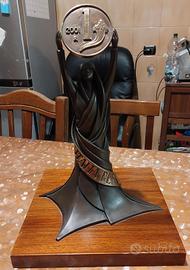 Scultura commemorativa “Italia per la Lira” in ott