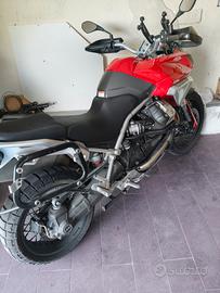 Moto Guzzi Stelvio 1200