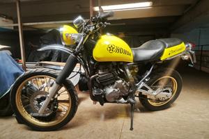 Honda Dominator NX 650 Scrambler