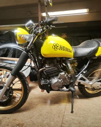 Honda Dominator NX 650 Scrambler