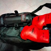 attrezzature da boxe kickboxing sacco palestra