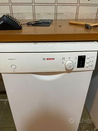 Lavastoviglie BOSCH Serie 4  45 cm SilencePlus