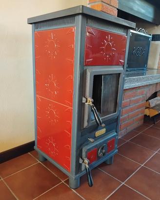stufa a legna in ceramica
