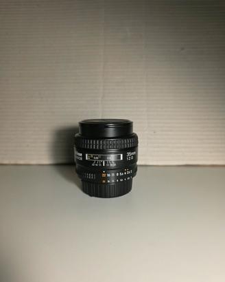 Nikon AF 35mm f/2 D