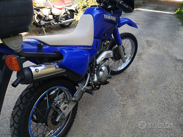 Moto tenuta in garagei