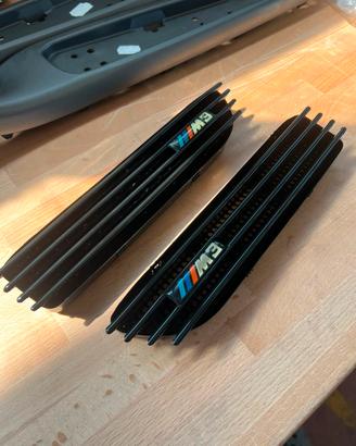 Griglie parafanghi  BMW M3 E46