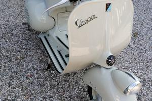Piaggio Vespa 125 (VN) - 1953