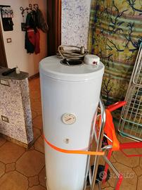 boiler elettrico e legna usato pochissimo