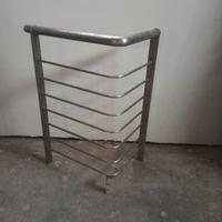 ringhiera ad angolo in acciaio