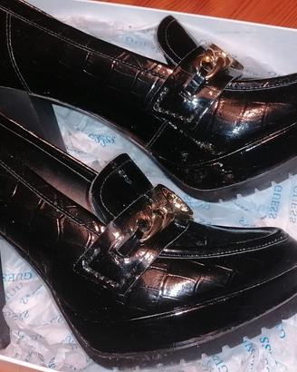 scarpe nere donna in vernice  tg 40 GUESS