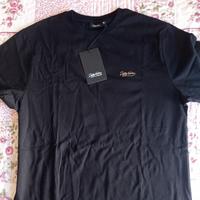 t-shirt nera nuova 