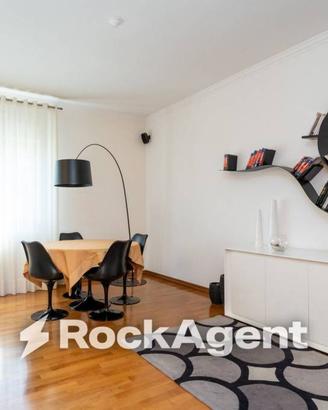 Appartamento di 132 m² con 4 locali e box auto a S