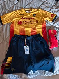Completo calcio Lecce
