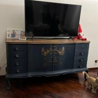 Credenza bombata decorata – Stile francese vintage