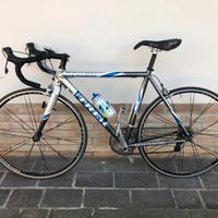 Bici corsa TREK SL alpha superlight aluminium