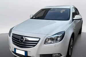 🔥 Opel Insignia OPC 2.8 V6 Turbo – Potenza, elega