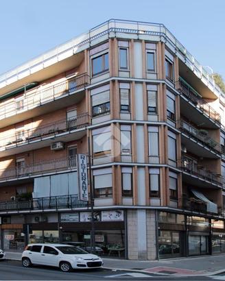 4 LOCALI A TERNI