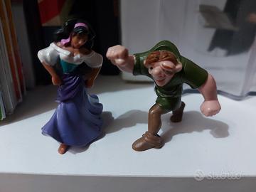 Quasimodo ed Esmeralda personaggi in gomma