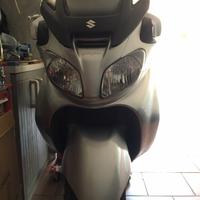 Suzuki Burgman 650 executive