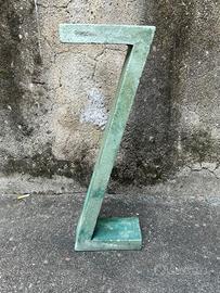 Lettera z in cemento anni 30 vintage industrial