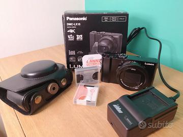 Panasonic Lumix LX15 con accessori