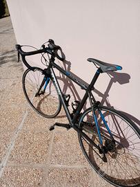 BICI DA CORSA + SCARPE NIUOVE CON ATTACCO