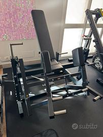 GLUTE MACHINE A CARICO LIBERO
