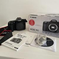 Canon 70D solo corpo con accessori e 2 Batterie