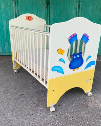 Lettino/Culla bimbo in legno con materasso