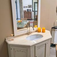 mobile bagno nuovo con specchio 