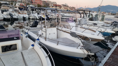 Barca con motore 40cv