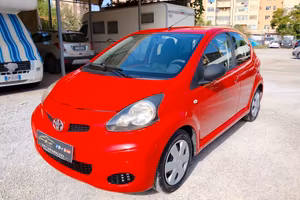 Toyota Aygo 1.0 12V VVT-i 5 porte Now 12 mesi di g