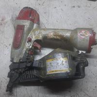 chiodatrice  pneumatica