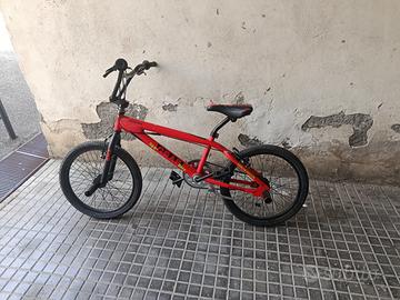 Bmx rossa
