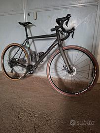 CANNONDALE CAADX GRAVEL 