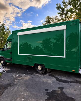 AUTONEGOZIO paninoteca ambulante food truck