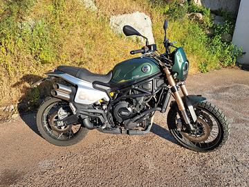 Benelli Leoncino Trail 800