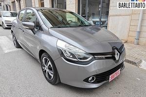 RENAULT Clio 1.5 dCi 75CV *NAVI* - 2015