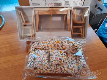 Miniature divano + tavolo e sedie